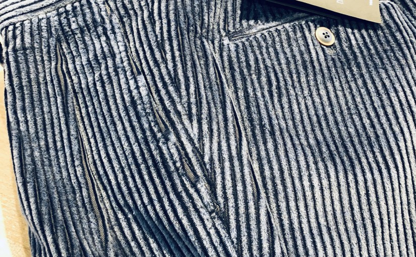 VIGANO ヴィガーノ　２年目のコーデュロイからの短丈ムートンです