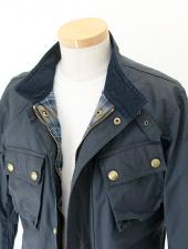 追加再生産中9末/10月予定　BELSTAFF/ベルスタッフ　フィールドジャケット/ワックスコットン/Garment Washed TRIALMASTER　bel481401-ネイビー