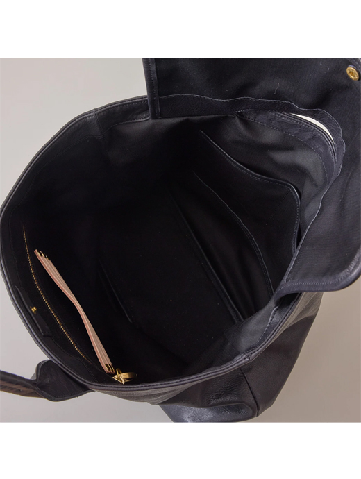 cornelian taurus by daisuke iwanaga コーネリアンタウラス　トートバッグ/2handle tote L　cor501004-ブラック