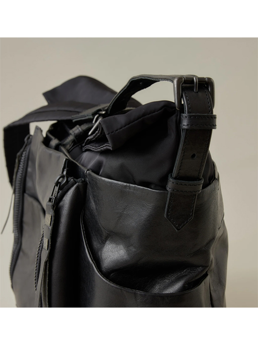cornelian taurus by daisuke iwanaga コーネリアンタウラス　ショルダーバッグ/athletic shoulder　cor501210-ブラック