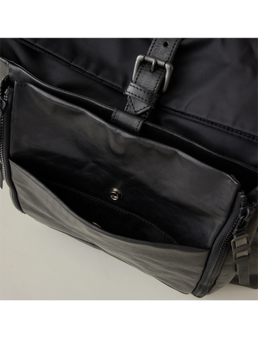 cornelian taurus by daisuke iwanaga コーネリアンタウラス　ショルダーバッグ/athletic shoulder　cor501210-ブラック