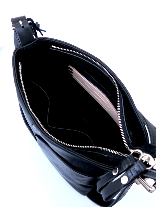 cornelian taurus by daisuke iwanaga コーネリアンタウラス バイダイスケイワナガ parallel shoulder SP/ショルダーバッグ　cor521803-ブラック