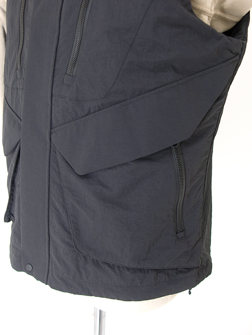 JG1/ジェイ・ジー・ワン　インサレーションベスト/MAG-UTILITY VEST　jgo502003-ブラック