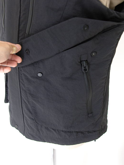 JG1/ジェイ・ジー・ワン　インサレーションベスト/MAG-UTILITY VEST　jgo502003-ブラック
