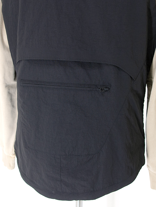 JG1/ジェイ・ジー・ワン　インサレーションベスト/MAG-UTILITY VEST　jgo502003-ブラック