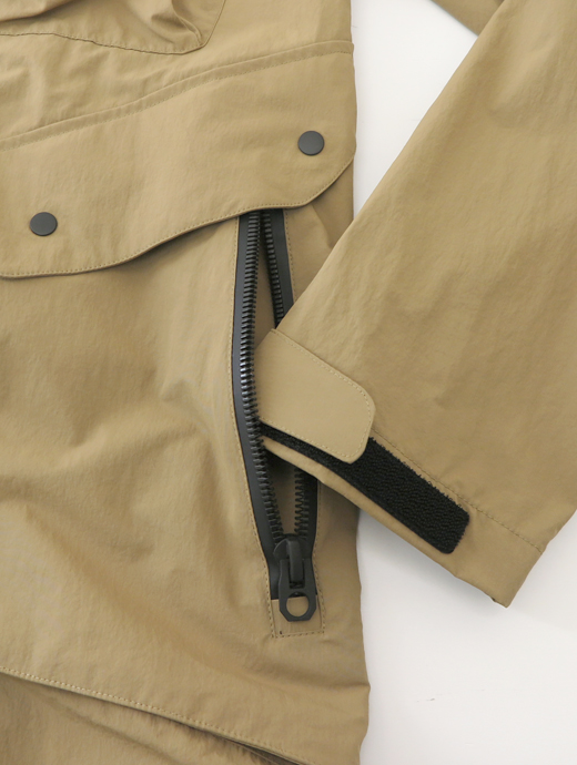 JG1/ジェイ・ジー・ワン　ナイロンフィールドジャケット　jgo5022401-カーキベージュ