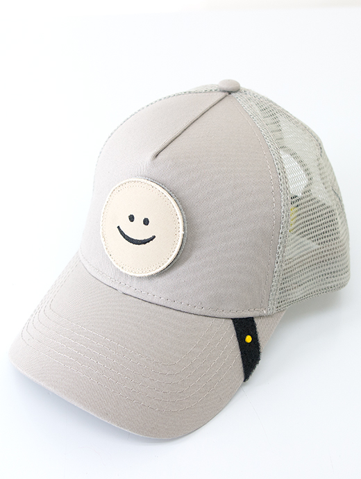Just Hat/ジャスト ハット　ワッペン交換式トラッカーキャップ　jus501212-グレージュ
