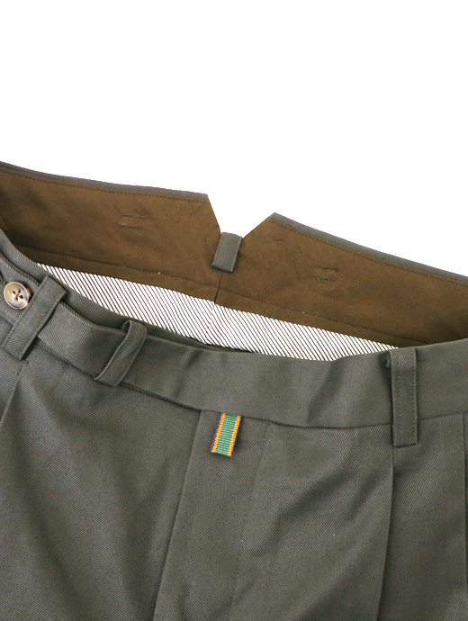 Laboratory of Last Resort/ラボラトリー・オブ・ラスト・リゾート　2プリーツコットントラウザーズウィンザーモデル/ヴィンテージコットンツイル　llr520603-グレイッシュモス