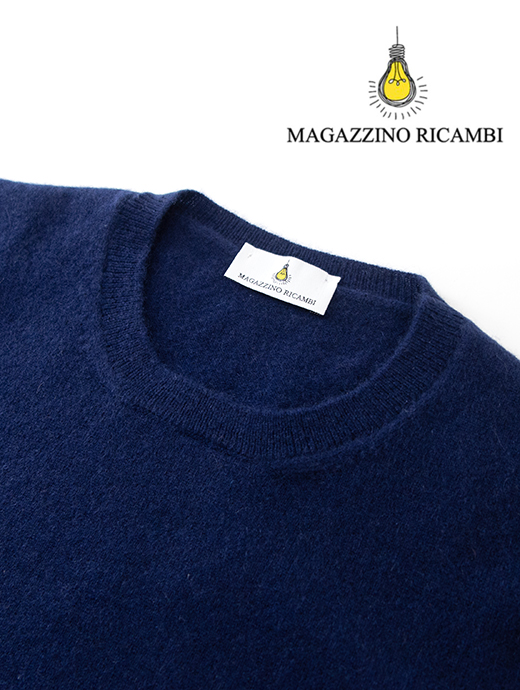 MAGAZZINO RICAMBI/マガジーノ・リカンビ　カシミアクルーネックニット/カリアッジ　mag462005-ネイビーブルー