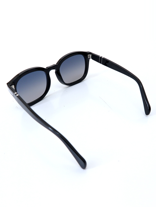 Persol/ペルソール　スクエアサングラスPO0082S 95/M3　prs520801-ブラック