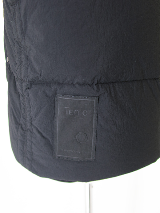 Ten c/テンシー　ダウンベスト/BOREAL DOWN VEST　ten502004-ブラック