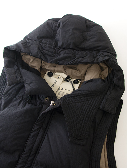 Ten c/テンシー　ダウンベスト/BOREAL DOWN VEST　ten502004-ブラック